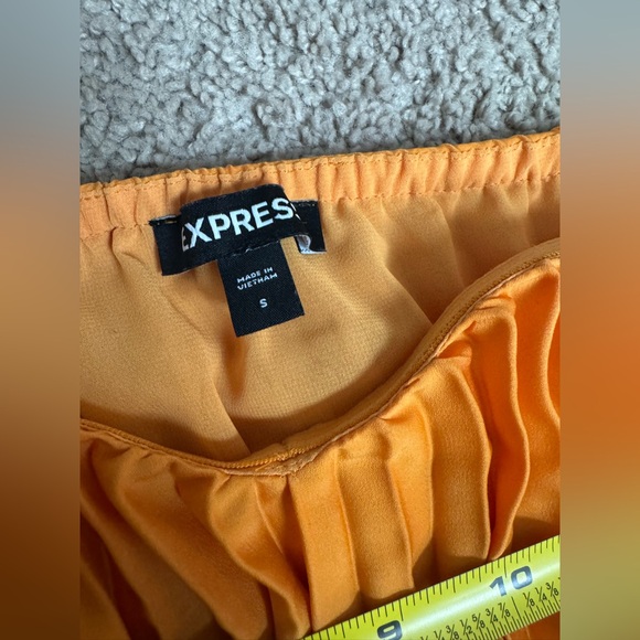 Express Off Shoulder Pleated Crop Top / Orange / S - Picture 5 of 9